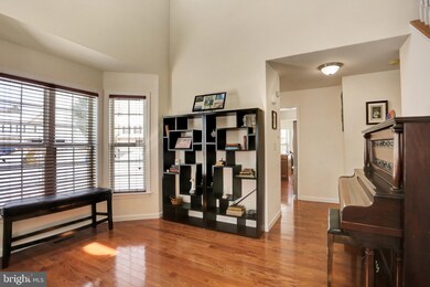 6047 Pinedale Ct unit L19, Harrisburg, PA 17111 - photo 5