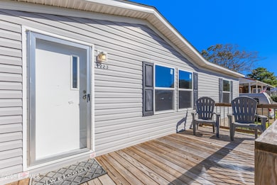 1233 Riverview Dr SW