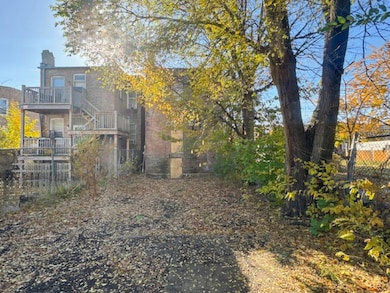 4038 W Wilcox St, Chicago, IL 60624 - photo 4