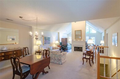 403 Thompson St unit 403/Bld 8, Hendersonville, NC 28792 - photo 3