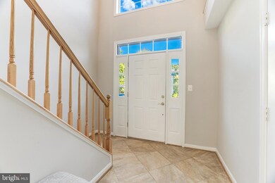 7024 Sauvage Ln, Gainesville, VA 20155 - photo 5