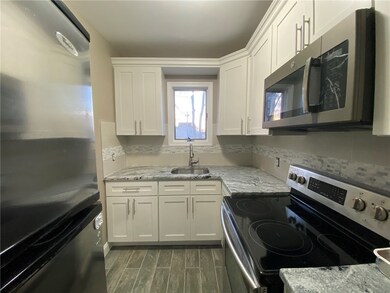 208 Sabin St, Pawtucket, RI 02860 - photo 5