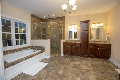 Luxury Master Bath on the Main Level, Jetted Bath 