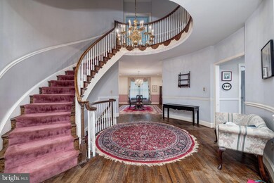 8300 Twin Forks Ln, Chevy Chase, MD 20815 - photo 2