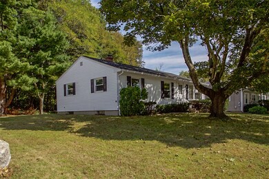 82 Patton Rd, Woonsocket, RI 02895 - photo 4