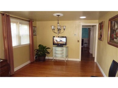 70 Cliffside Dr, Cranston, RI 02920 - photo 7