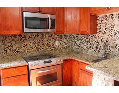 70 Railroad St unit 72, Lawrence, MA 01841 - photo 7