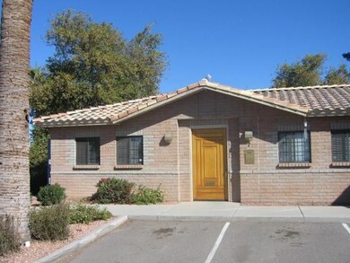 Exterior Suite 7