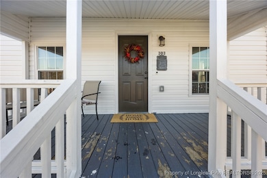 303 W Martin St, Benson, NC 27504 - photo 5