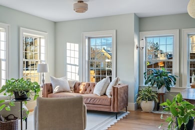 67 Park St unit B, Florence, MA 01062 - photo 6