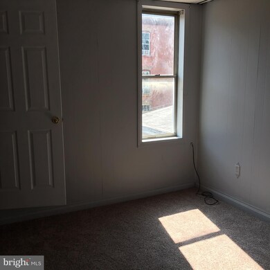 561 S 14th St, Reading, PA 19602 - photo 7