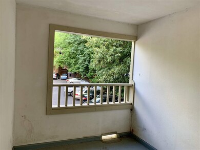 3504 Ivy Commons Dr unit 201, Raleigh, NC 27606 - photo 4