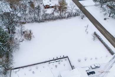 16655 W Applewood Ct, Gurnee, IL 60031 - photo 7