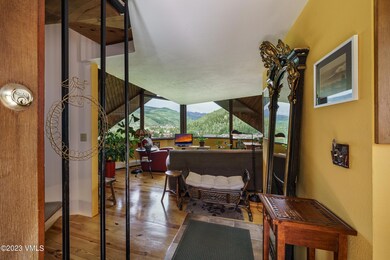 1400_Lions_Ridge_Loop_#2_01