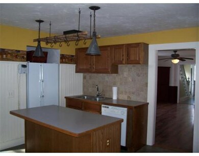 35 Howard St unit 1, Milford, MA 01757 - photo 2