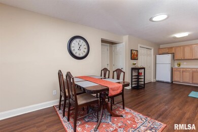 2413 W 54th St unit 1, Davenport, IA 52806 - photo 5