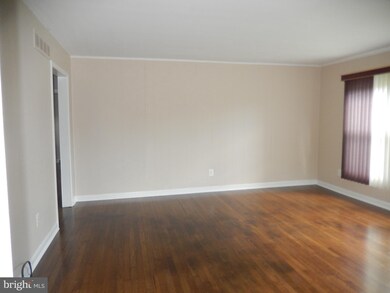 37 Weer Cir, Wilmington, DE 19808 - photo 5