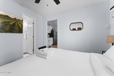 299 S Oregon St unit 6, Chandler, AZ 85225 - photo 5