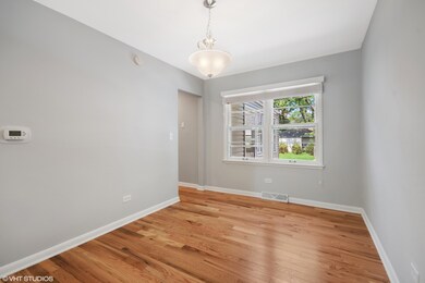 409 W Gartner Rd, Naperville, IL 60540 - photo 7