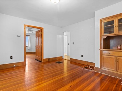 88 Vernal St unit B, Everett, MA 02149 - photo 5