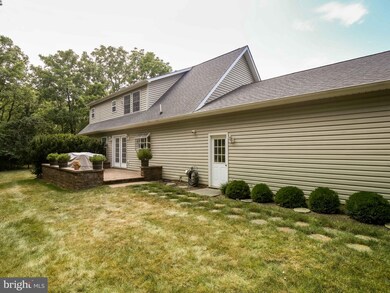 433 Cather Rd, Berryville, VA 22611 - photo 4