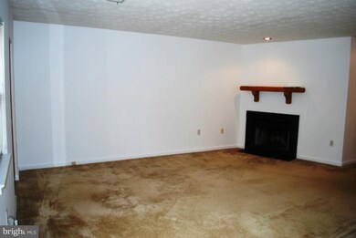 7511 Weather Worn Way unit C, Columbia, MD 21046 - photo 4