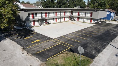 645 E 11th 1/2 St unit 10, Houston, TX 77008 - photo 5