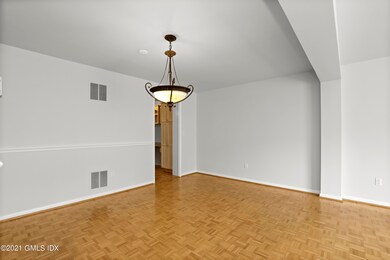 59 Stirrup Ln Riverside CT-print-011-012