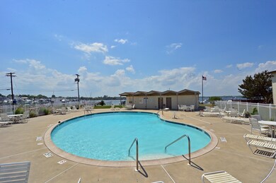 014_Pool