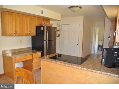 24 Langstoon Ln, Media, PA 19063 - photo 7