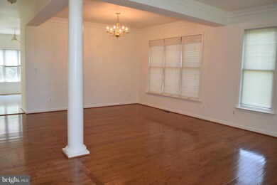 43531 Valleyvista Ln, Chantilly, VA 20152 - photo 4