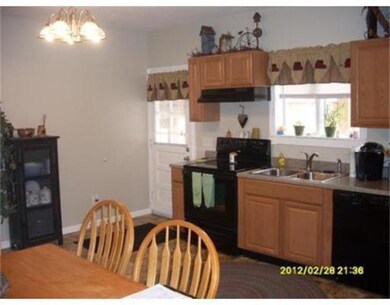 83 Springfield St unit 83, Three Rivers, MA 01080 - photo 4