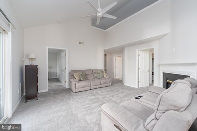 9050 Gracious End Ct unit 302, Columbia, MD 21046 - photo 6