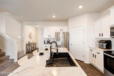 2411 Oak Stream Dr, Green Cove Springs, FL 32043 - photo 7