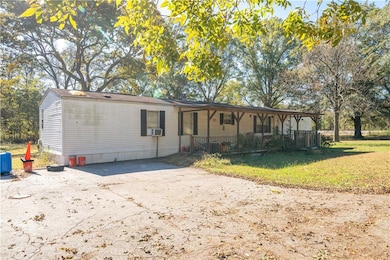 22 E Iron Belt Rd SE, Cartersville, GA 30120 - photo 4