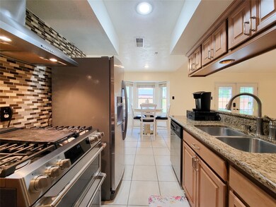 11043 Caribbean Ln, Houston, TX 77089 - photo 7