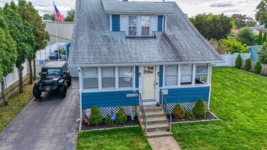 77 Unity Ave, East Providence, RI 02914 - photo 2