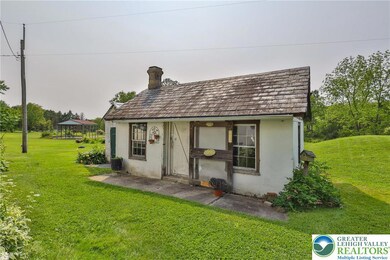 3679 Friedens Rd, Slatington, PA 18080 - photo 6