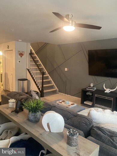 3064 Davenport Way unit M114 L, Pennsburg, PA 18073 - photo 6