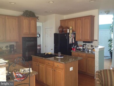 2003 Mountain Wood Ct, Upper Marlboro, MD 20774 - photo 5