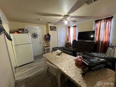109 Washington St unit 2, Perth Amboy, NJ 08861 - photo 4
