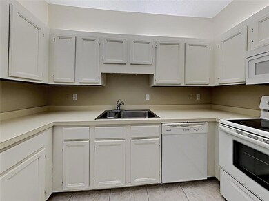 59 N Lakeshore Dr, Hypoluxo, FL 33462 - photo 6