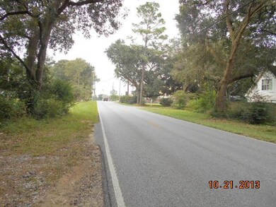 2720 Wilde Lake Blvd, Pensacola, FL 32526 - photo 2