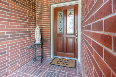 27511 Wade Springs Ct, Fulshear, TX 77441 - photo 2