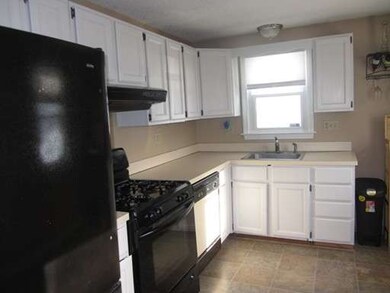114 Allan St, Marshfield, MA 02050 - photo 2