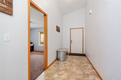 186 Cougar Ln, Toledo, WA 98591 - photo 4