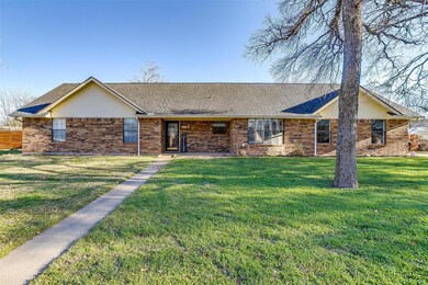 312 Jean Dr, Springtown, TX 76082 - photo 2