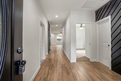 5909 Senior St, Houston, TX 77016 - photo 4