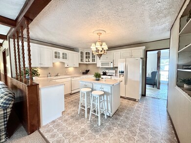 135 Bradford Place, Whiteland, IN 46184 - photo 5