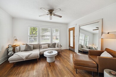 117 Northwood St, Houston, TX 77009 - photo 4